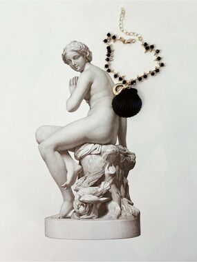 Black and Gold Shell Charm Bracelet